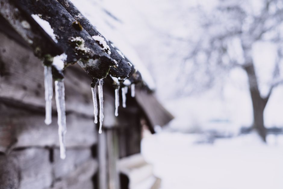 Frozen Pipes Fix · Thaw Steps + Emergency Plumber